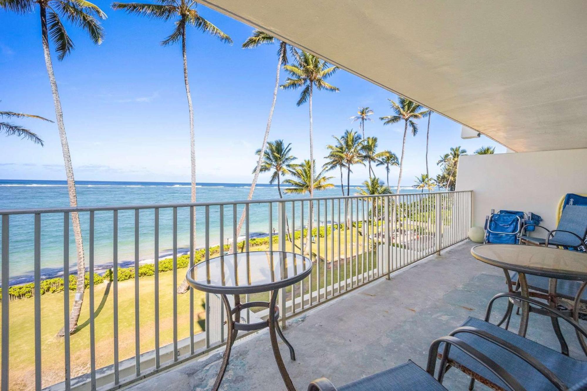 Beautiful Beachfront Condo Laie Exterior photo